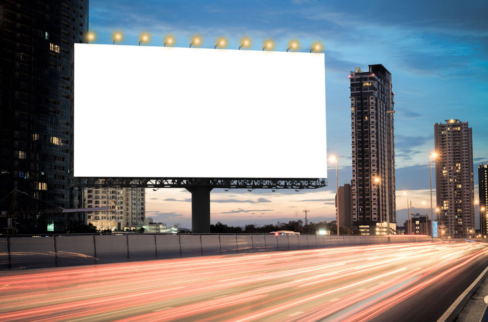 Jumbo plakati: Izkoristite moč velikih formatov za izjemen marketinški vpliv
